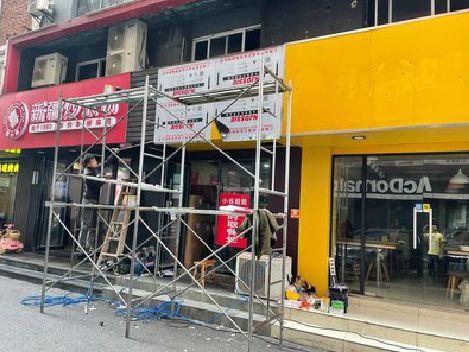 霞浦制作广告招牌如何避免它发黄？